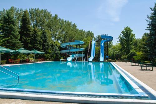 Хостел Adica Prenociste Sport Wellness Centar - Bazeni Ada Экстерьер фото