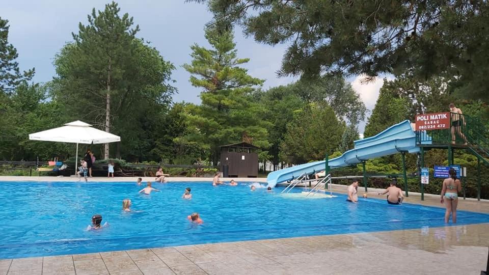 Хостел Adica Prenociste Sport Wellness Centar - Bazeni Ada Экстерьер фото